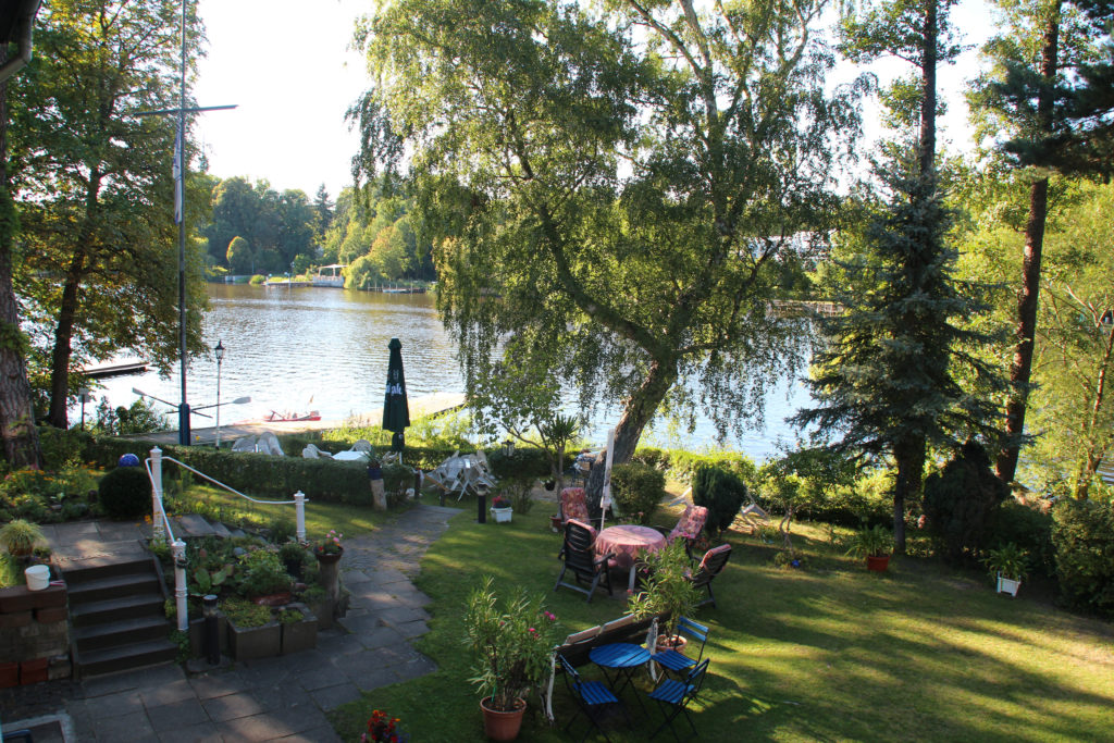 Blick aufs Wasser